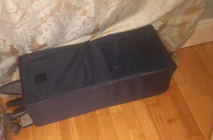 travel cot