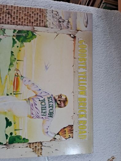 Vinyl.Goodbye Yellow Brick Road.Limited Edition Yellow