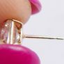 Vintage 14K Sold Yellow Gold Cushion Cut Cubic Zirconia Stud Earrings 0,88g Image 9