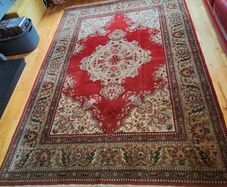 Beautiful Signed Turkish Kayseri  245cm X 170cm Finely Hand Knotted Rug Carpet.