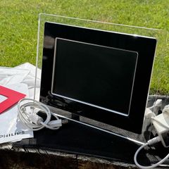 Philips 9FF2 9" Digital Photo Display - Modular Architectural Frame with Local Storage