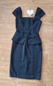 Ted Baker new with tags Size2 UK10- Black Fitted Midi Dress with Waist Belt