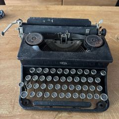 Royal Portable Typewriter 1930s Made in USA Working