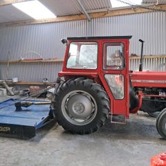 Vintage Massey Ferguson 135