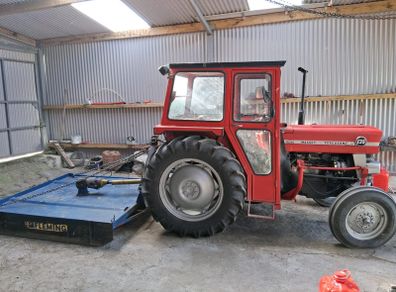 Vintage Massey Ferguson 135