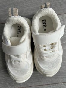 baby shoes size 22