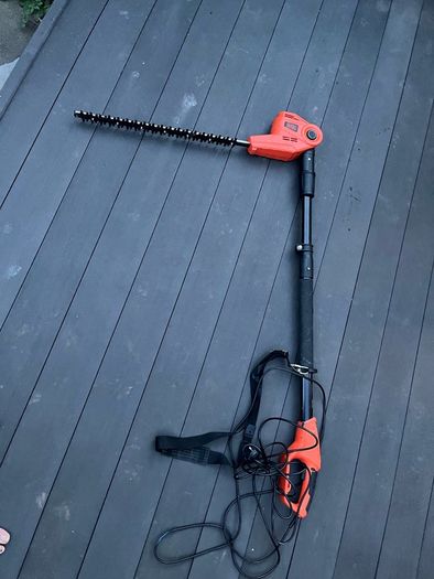black and decker hedge trimmer