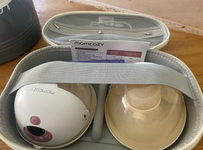 Momcozy wearable breast pump