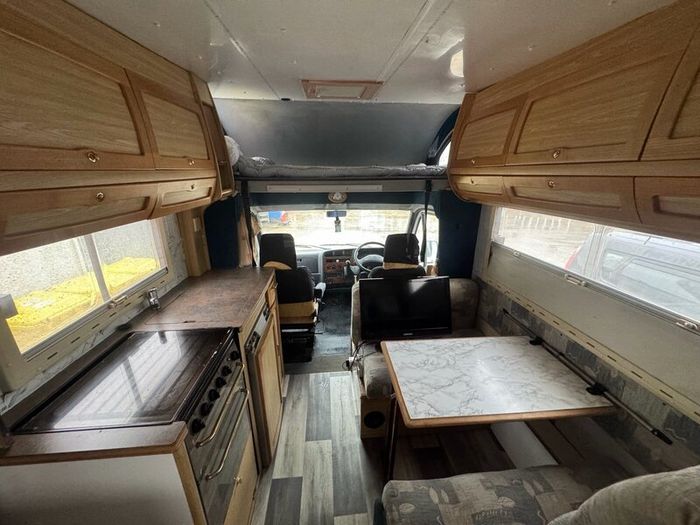 1998 Peugeot boxer camper van 2.5 L diesel engine