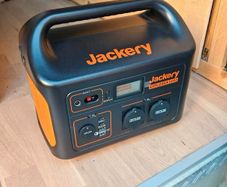 Jackery explorer 1000