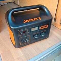 Jackery explorer 1000