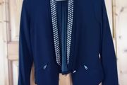 ladies blazer. size small black tux-style