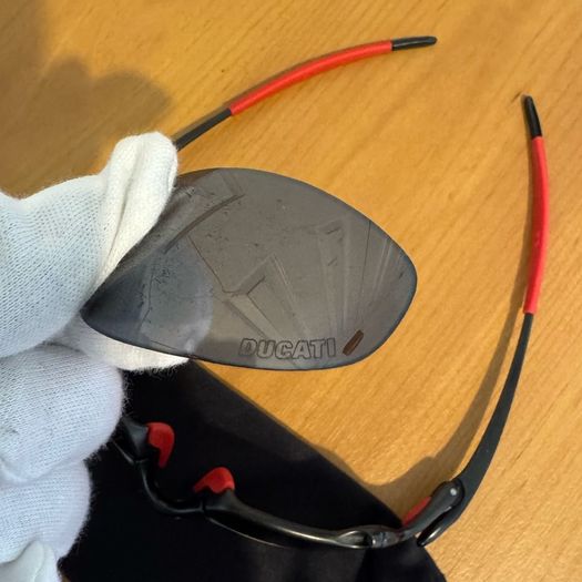 Oakley Juliet Ducati Carbon Authentic Vintage