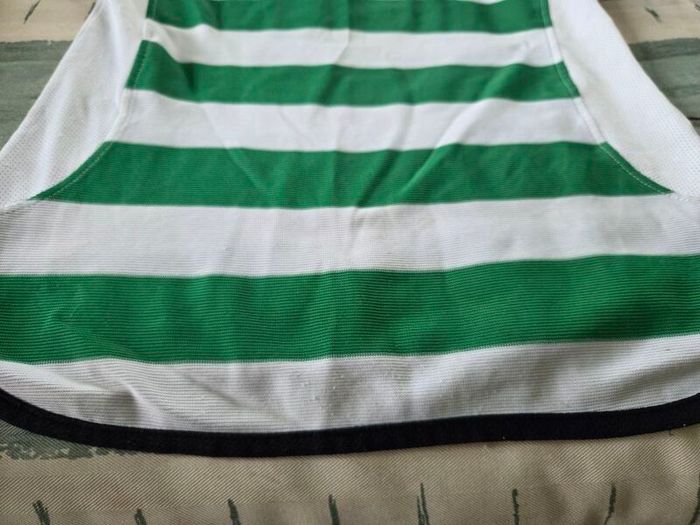 Celtic Football Home Jersey 2001 to 2003 Small Boys Umbro