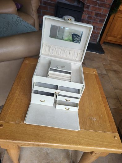 Jewelry Box