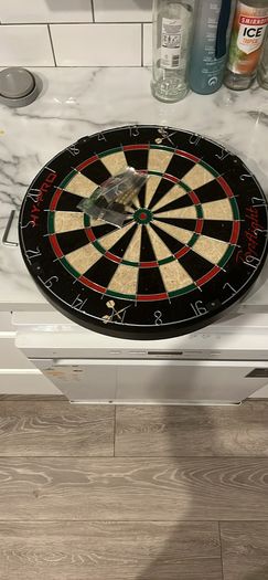 Hy-Pro Bristle Dartboard Set Unused