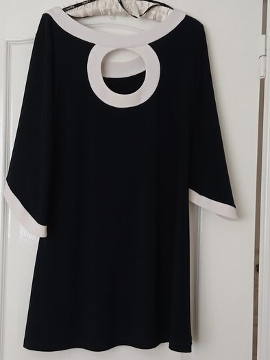 Joseph Ribkoff Navy Tunic Size12