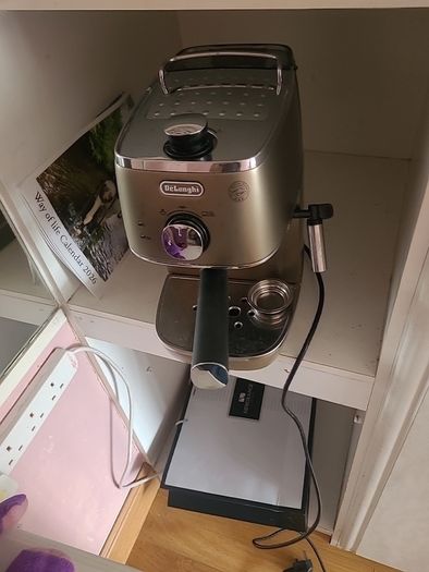 DeLonghi coffee machine