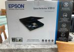 Epson Perfection V39 II Photo and Document Scanner