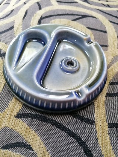 Vintage Wade Porcelain pipe ashtray