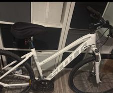 Scott women's bike