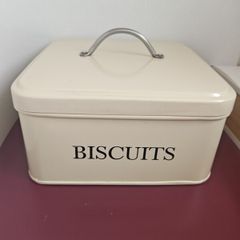 Biscuit Tin