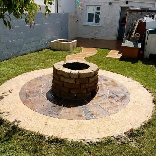 Composite decking, paving, art grass instalation