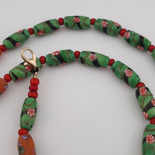 Antique Venetian Style Floral Parrot Green Glass Beads Necklace