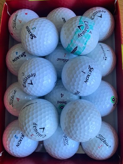 18 x Golf Balls + tees