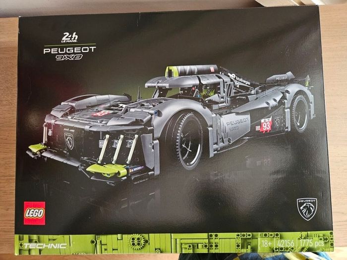 lego technic 42156 peugeout 9x8 hypercar hybrid le mans