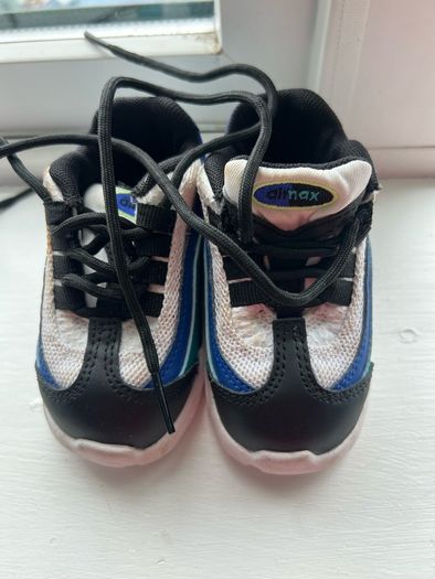 baby shoes