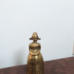 Brass bell dutch maiden