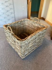 log basket wicker