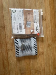 NEO Tech wrist support