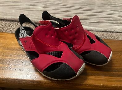 Jordan sandals