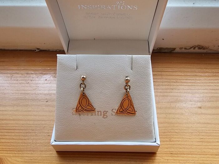9ct Solid Gold Celtic Triangle Earrings