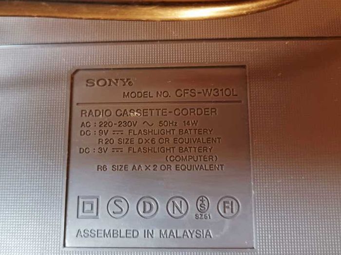 From 1993 - Sony CFS-W 310, see the pictures.