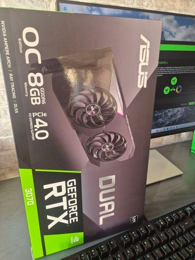 Tiny ITX gaming pc setup - RTX 3070, Intel i7, 16GB DDR4, 512GB m.2 SSD
