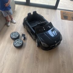 kids mercedes car