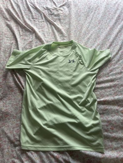 under armour top