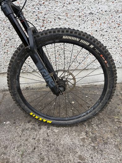 Canyon spectral mountain bike