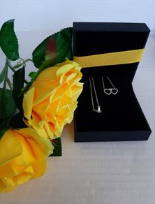 New silver pendant with real diamonds
