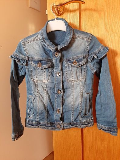 Girls denim jacket age 5-6 years
