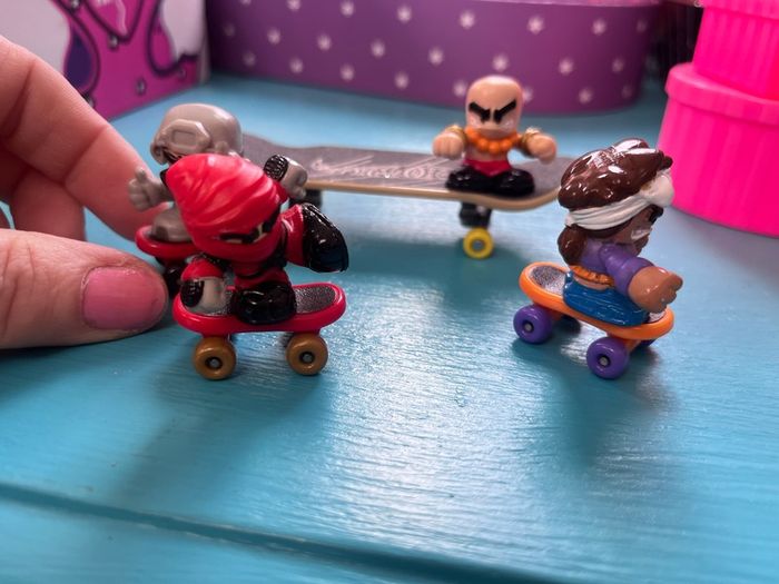 Tech deck skateboard figures