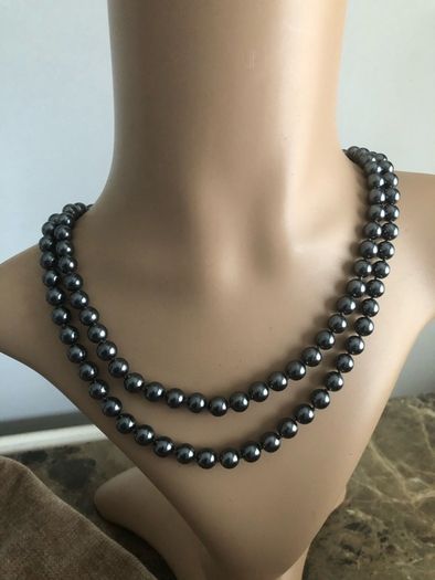 pearl necklace