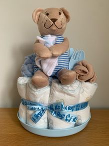 Premium Nappy Cakes for Baby shower gift or new parents.