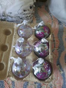 pink themed christmas decorations