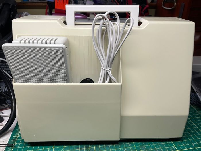 PFAFF Varimatic 6085 Sewing Machine - Just Serviced - Like New!