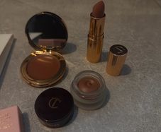 charlotte tilbury pillow talk products