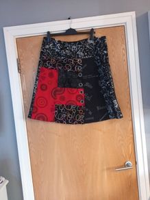 Desigual Skirt.  S.18.